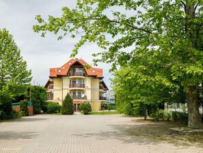 Exterior - Beautiful apartment for 4 people with A/C, WIFI, TV and terrace (Tapolca)
