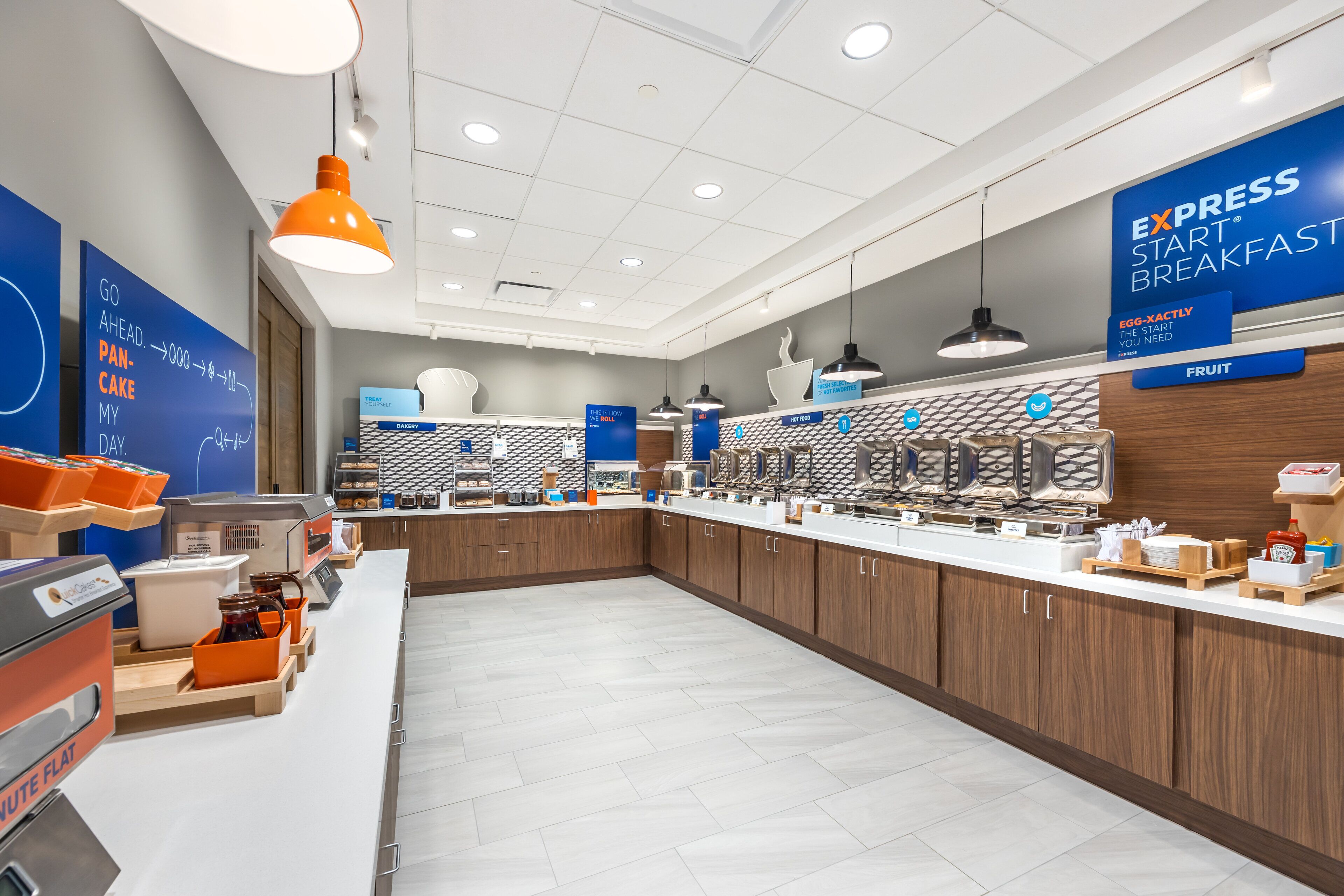 Free daily buffet breakfast