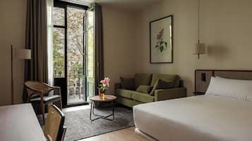 Studio Deluks, balkon, pemandangan kebun | 1 kamar tidur, seprai premium, dan selimut bulu angsa