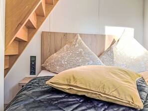 2 bedrooms - Cosy apartment in villa for 5 people with A/C, TV and terrace (Fischbachau)