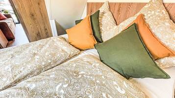 2 bedrooms