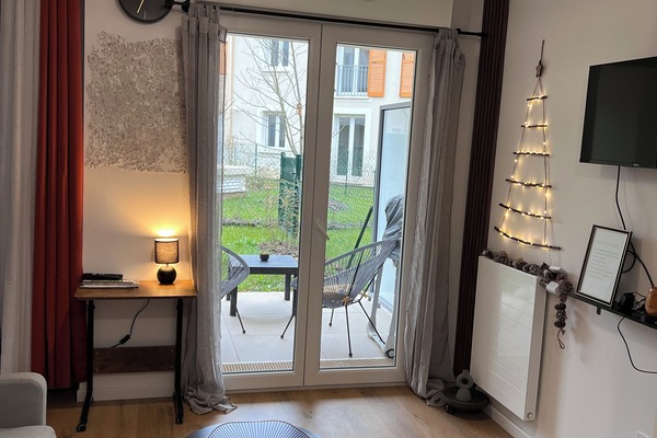 Televisor intel·ligent i estèreo