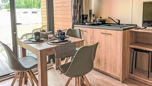 Dining - Nice apartment in villa for 5 guests with A/C, TV and terrace (Fischbachau)