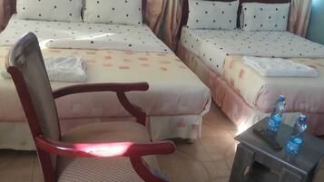 Laptop workspace, iron/ironing board, free WiFi