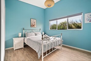 3 bedrooms, iron/ironing board, internet, bed sheets - Perry's Place - Perry's Place - Prefect spot to Unwind & Rest (Augusta)