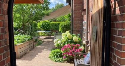 Vacation apartment "Wohnen an der Basilika", 1-4 pers.