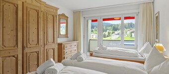 Cosy apartment for 5 guests with WIFI, TV and balcony