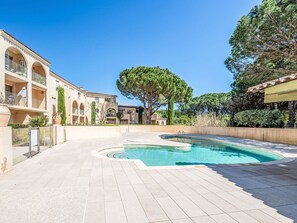 Pool - Lovely apartment for 4 guests with pool, WIFI, TV and balcony (La Bouillabaisse)