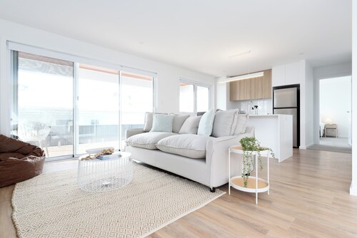 Bright & Airy Coastal abode