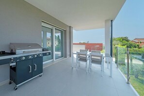 Outdoor dining - ApartmentsGarda - Residenza Maycol - 4 (Bardolino)