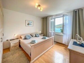 2 bedrooms, free WiFi - Nice apartment for 4 people with A/C, WIFI, TV and terrace (Labin)