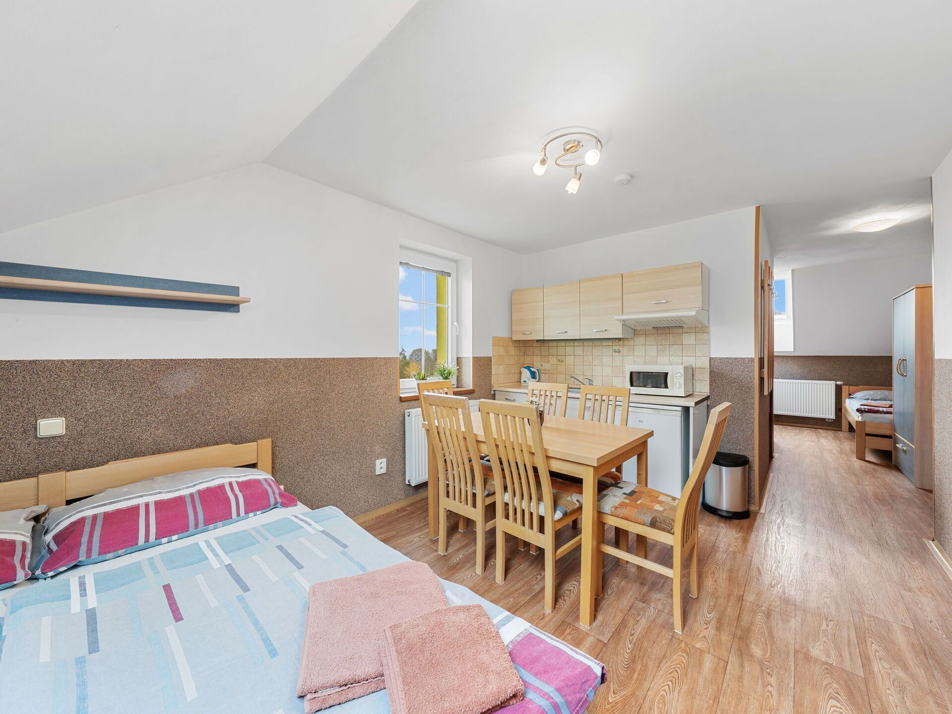 3 bedrooms, travel crib, free WiFi