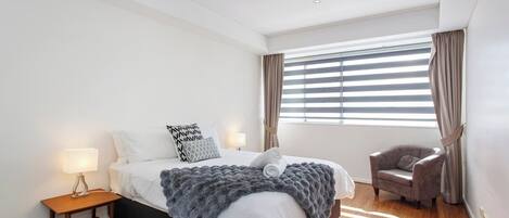 3 عدّة غرف نوم ومكواة/لوح كي وسرير سفر وواي فاي مجانًا