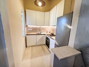 High chair - Lovely apartment in villa for 5 guests with A/C, WIFI, TV, patio and pets allowed (Arzachena)