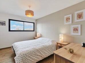 5 bedrooms, free WiFi