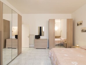 1 Schlafzimmer, Reisekinderbett, kostenloses WLAN