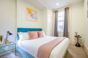 1 bedroom, iron/ironing board, travel cot, free WiFi