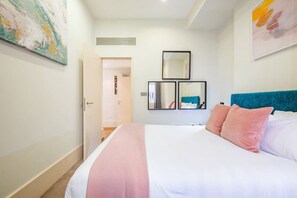 1 Schlafzimmer, Bügeleisen/Bügelbrett, Reisekinderbett, kostenloses WLAN