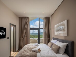 4 bedrooms, free WiFi