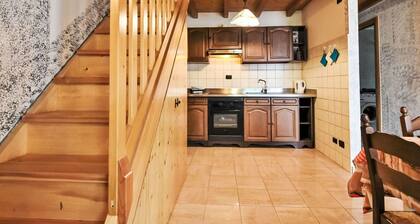 Cosy apartment for 5 people with WIFI, TV, terrace and pets allowed