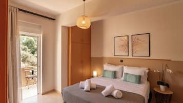 Comfort Apartment | 1 bedroom, blackout curtains, soundproofing, iron/ironing board