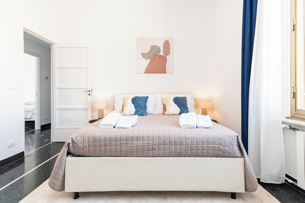 3 bedrooms, iron/ironing board, travel cot, free WiFi