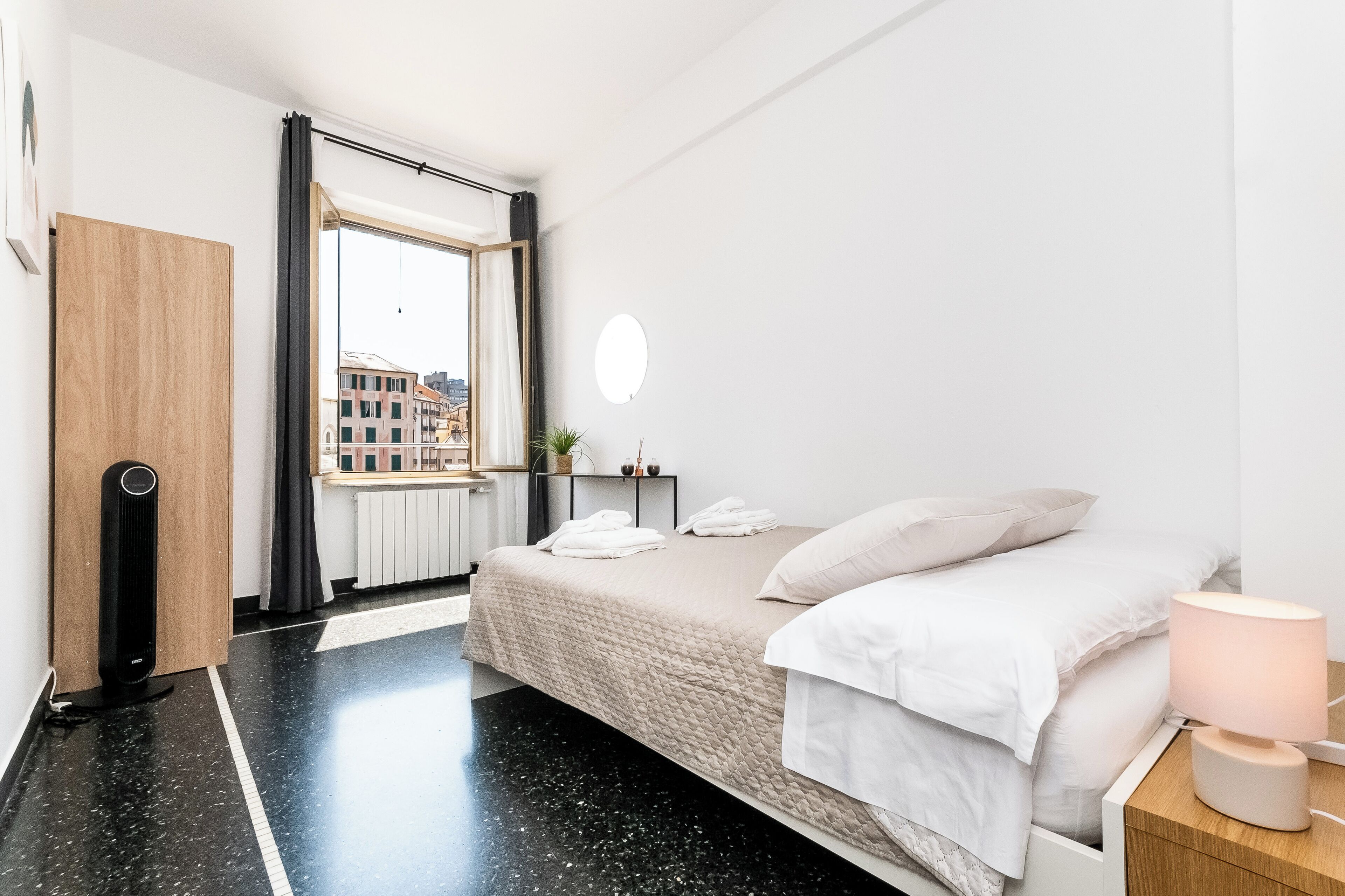 3 bedrooms, iron/ironing board, travel crib, free WiFi