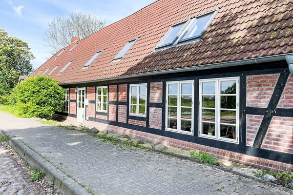 Pflanze, Gebäude, Fenster, Eigentum, Himmel, Holz, Haus, Hütte, Baum