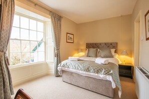 Superior Double Room, Ensuite, Garden View