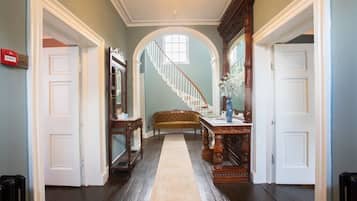 Standard Double Room, Ensuite (2) | Lobby