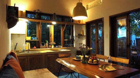 Shared fridge, microwave, electric kettle, highchair