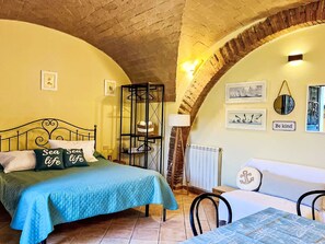 1 habitación, cuna de viaje, wifi gratis y ropa de cama 