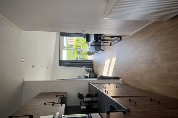 Fenster, Gebäude, Cabinetry, Beleuchtung, Holz, Die Architektur, Interior Design, Flooring, Fussboden
