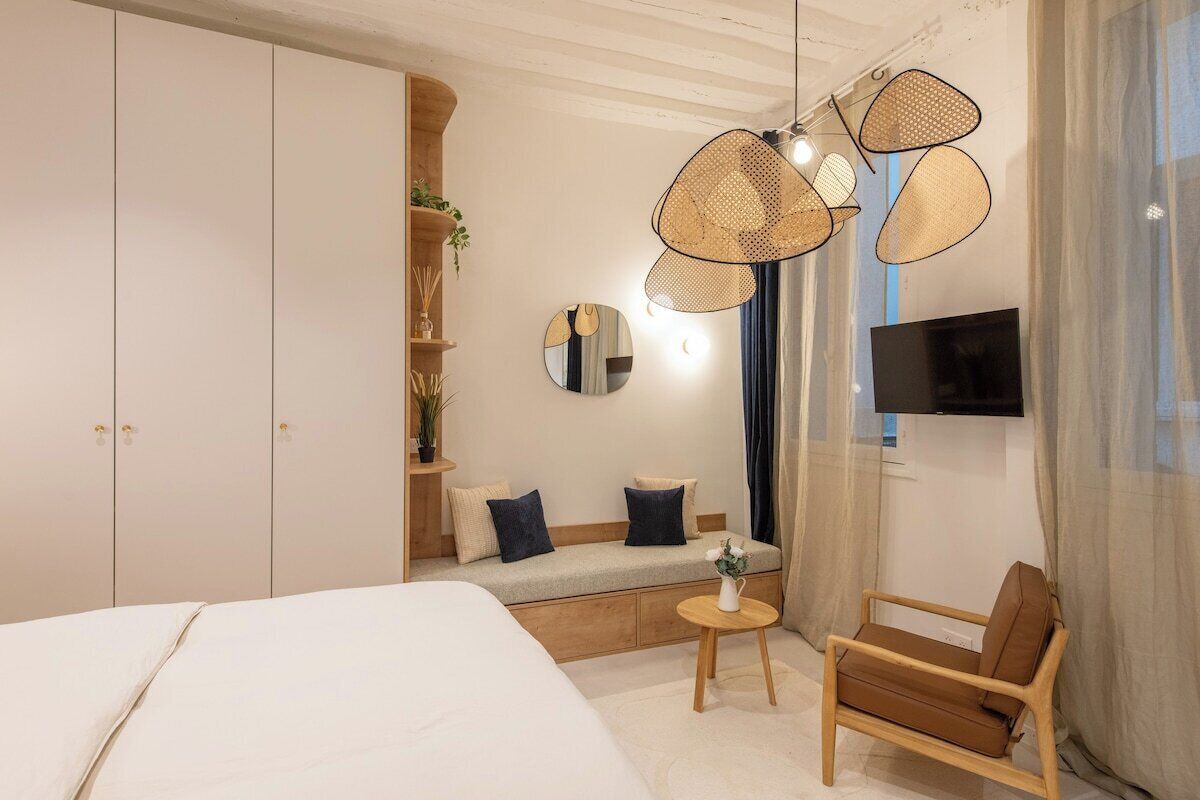 1 chambre, fer et planche à repasser, Wi-Fi, draps fournis