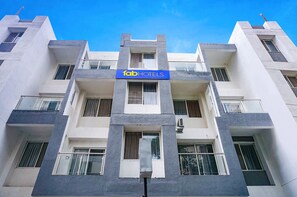 Exterior - Fabhotel En Suite (Pune)