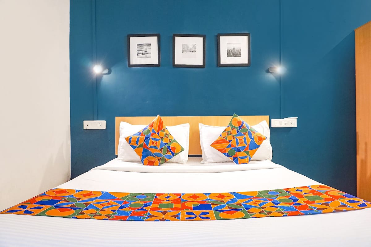 Deluxe Room | Egyptian cotton sheets, premium bedding, in-room safe, free WiFi