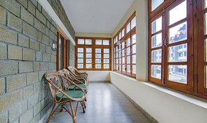 Lobby - Fabhotel Arigato Cottage (Manali)