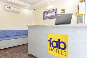 Reception - Fabhotel Uv (Rishikesh)
