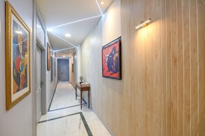 Lobby - FabExpress Galaxy II (Faridabad)