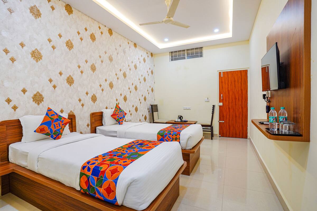 Deluxe Room | Egyptian cotton sheets, premium bedding, in-room safe, free WiFi