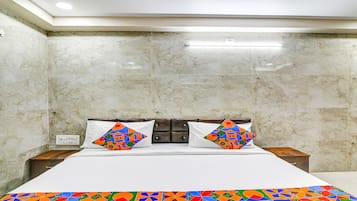 Deluxe Room | Egyptian cotton sheets, premium bedding, in-room safe, free WiFi