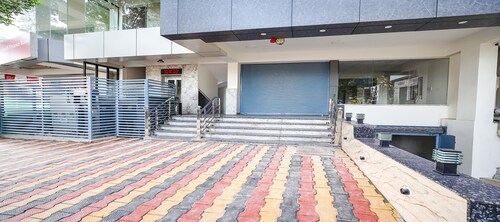 FabHotel Redmoon Suites - Near Brookefield / Marathahalli Bridge