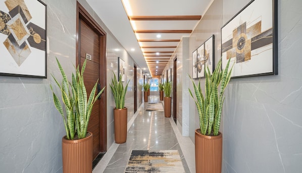 Lobby - FabHotel Redmoon Suites - Near Brookefield / Marathahalli Bridge (Bengaluru)