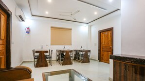 Restaurant - Fabhotel Sangita Dham (Mathura)