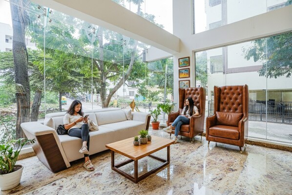 Sala de estar en el lobby