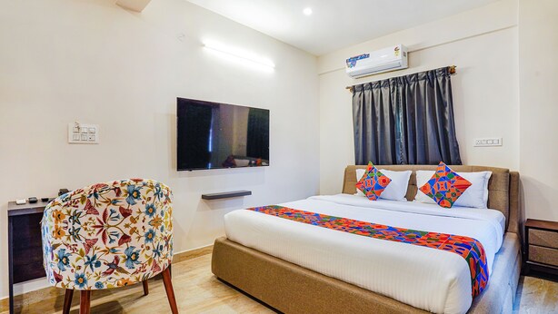 Lakens van Egyptisch katoen, luxe beddengoed, een kluis op de kamer