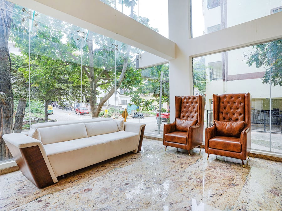 Kawasan tempat duduk lobi