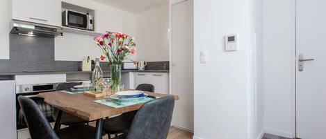 Microwave, oven, dishwasher, toaster