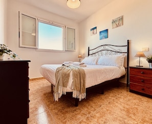 2 bedrooms, iron/ironing board