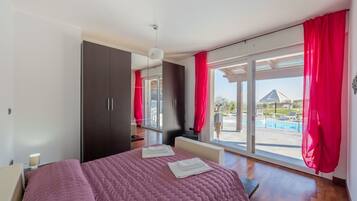 2 chambres, lit parapluie, Wi-Fi gratuit